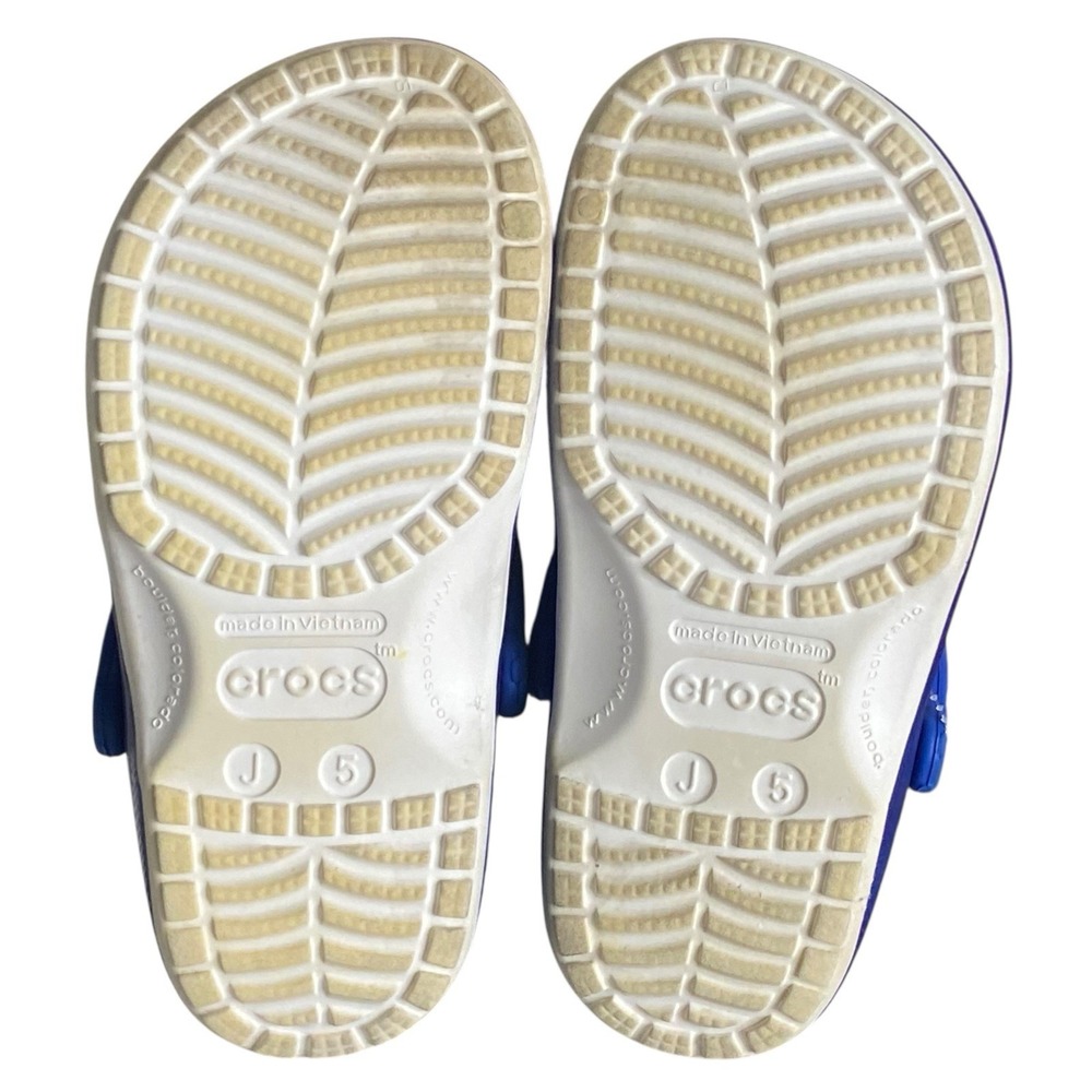 Crocs Sonic Hedgehog Classic Clog Kids 5 J Blue Kidcore Gamercore Video Game Fun - Picture 7 of 11